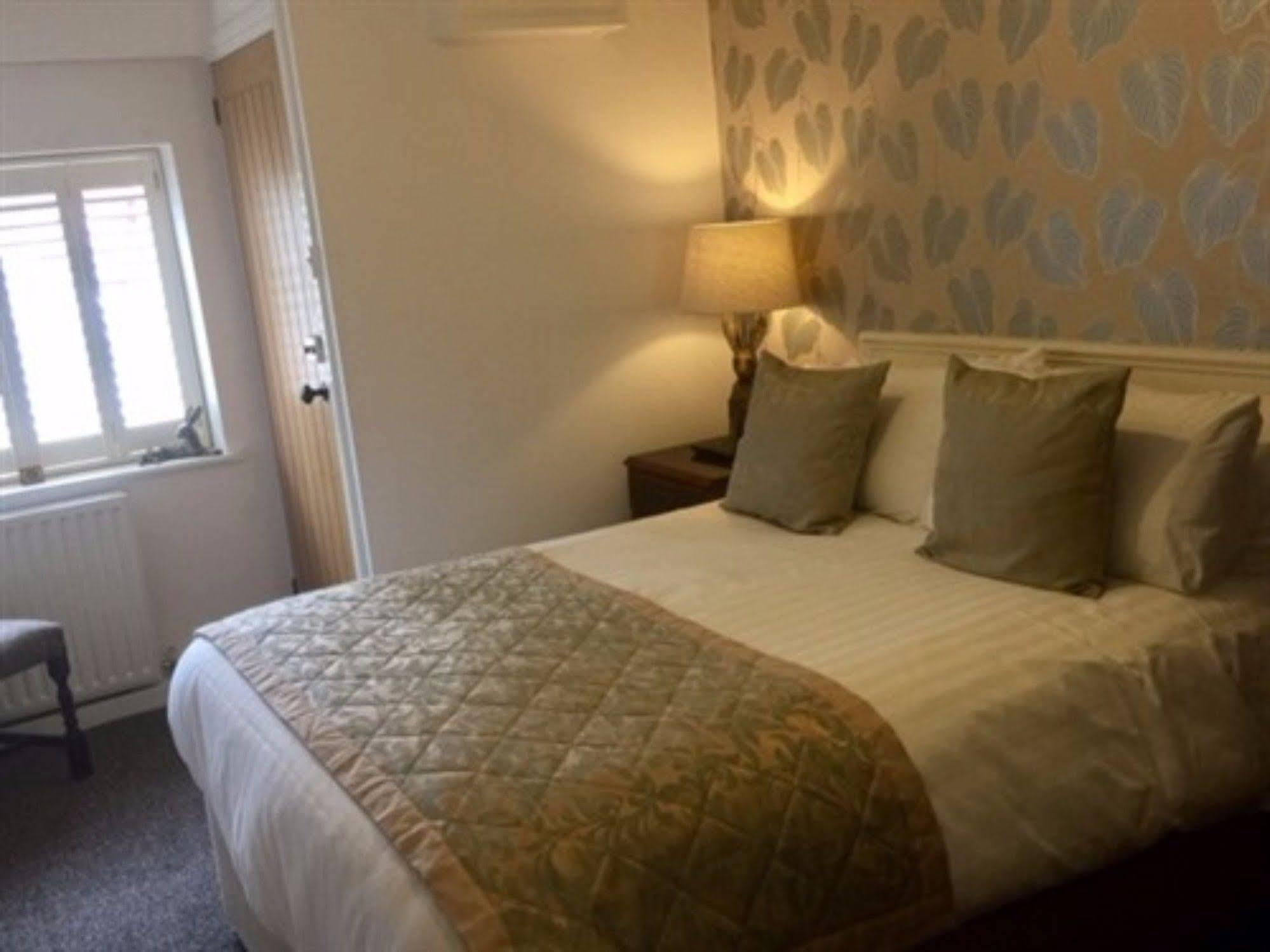 The Swan Inn Nantwich Exteriör bild