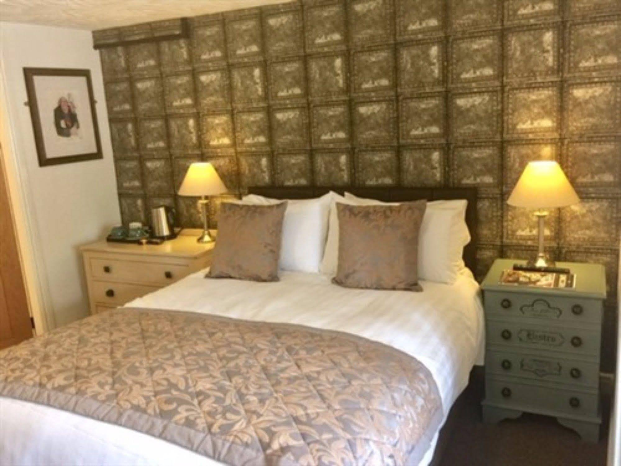 The Swan Inn Nantwich Exteriör bild